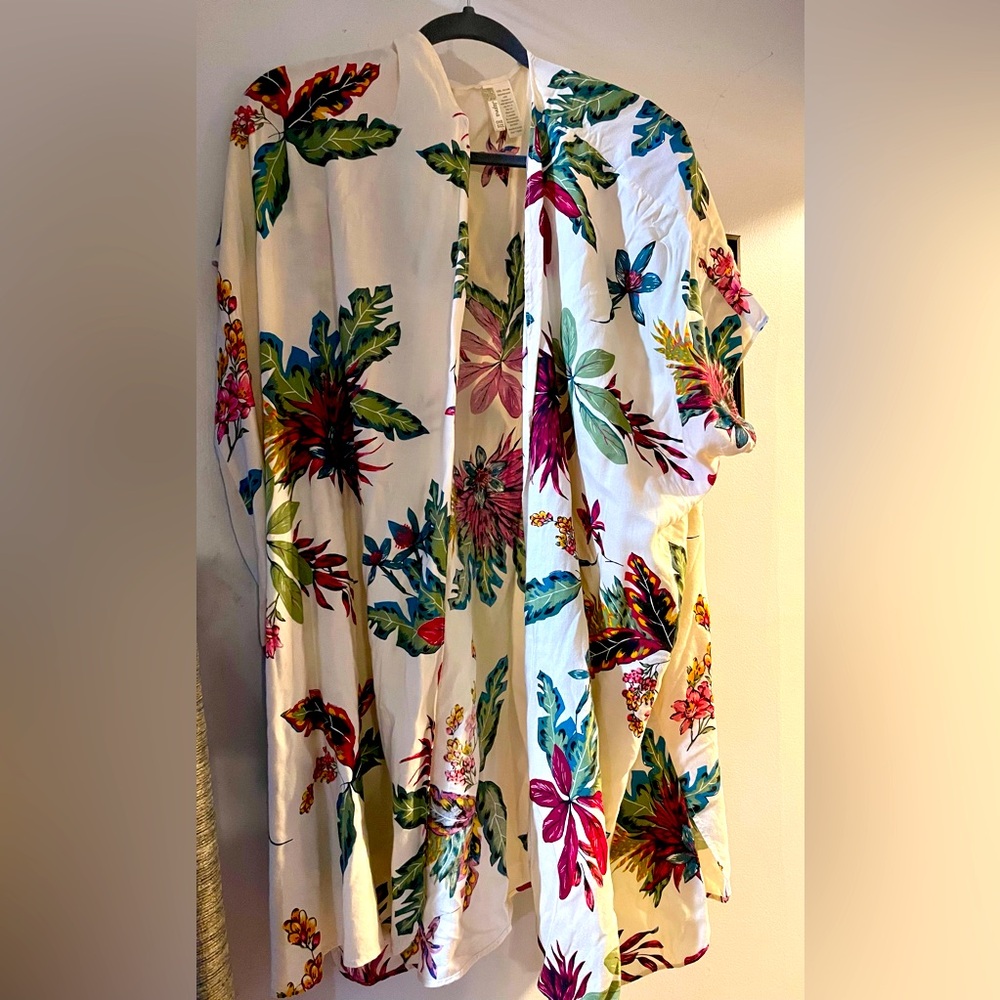 Tropical Print One-Size Duster Kimono – Worn Once, Like New!